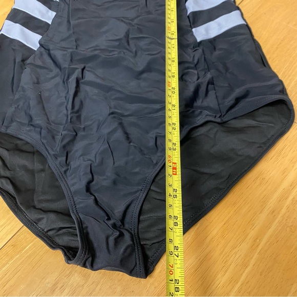 One Piece Swimsuit Size Large Womens Black Gray Stretch - Picture 6 of 12